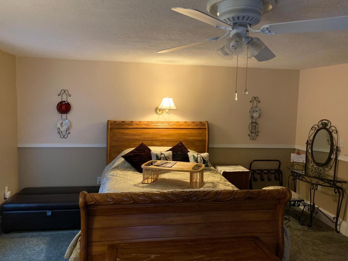 Emerald Necklace Inn Bed And Breakfast Lakewood Luaran gambar