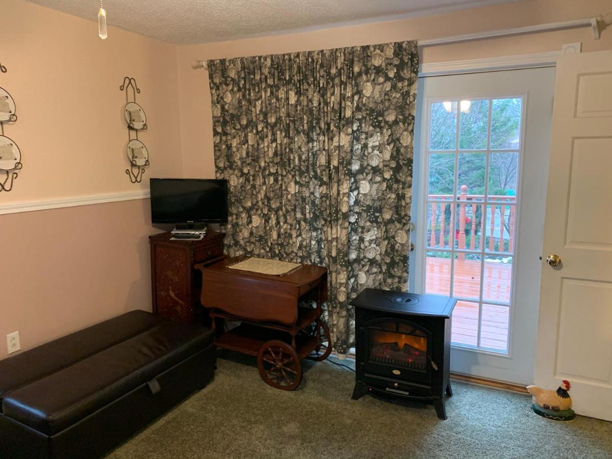 Emerald Necklace Inn Bed And Breakfast Lakewood Luaran gambar