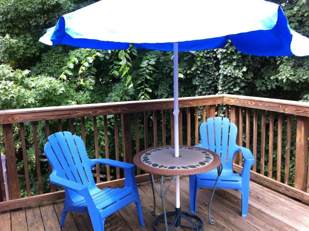 Emerald Necklace Inn Bed And Breakfast Lakewood Bilik gambar