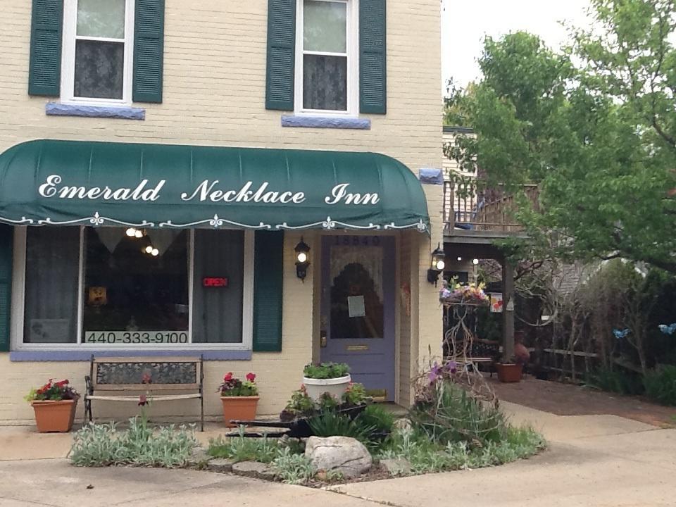 Emerald Necklace Inn Bed And Breakfast Lakewood Luaran gambar
